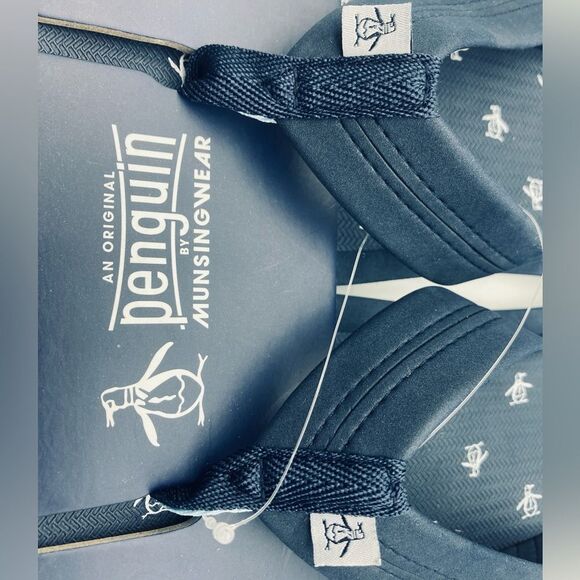 Original Penguin Navy Flip Flops Size M 9-10 - Picture 3 of 8